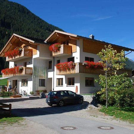 Haus Kargruber Leilighet Santa Maddalena in Casies Eksteriør bilde